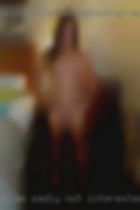 I am sadly not interested girls in single naked men in Fayetteville Ohio.